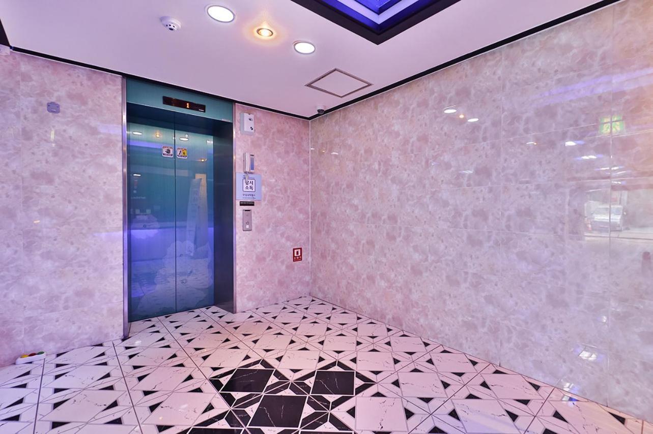 Top Motel Busan Extérieur photo