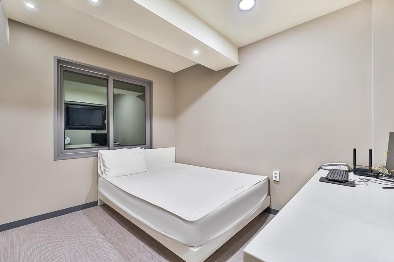 Top Motel Busan Extérieur photo