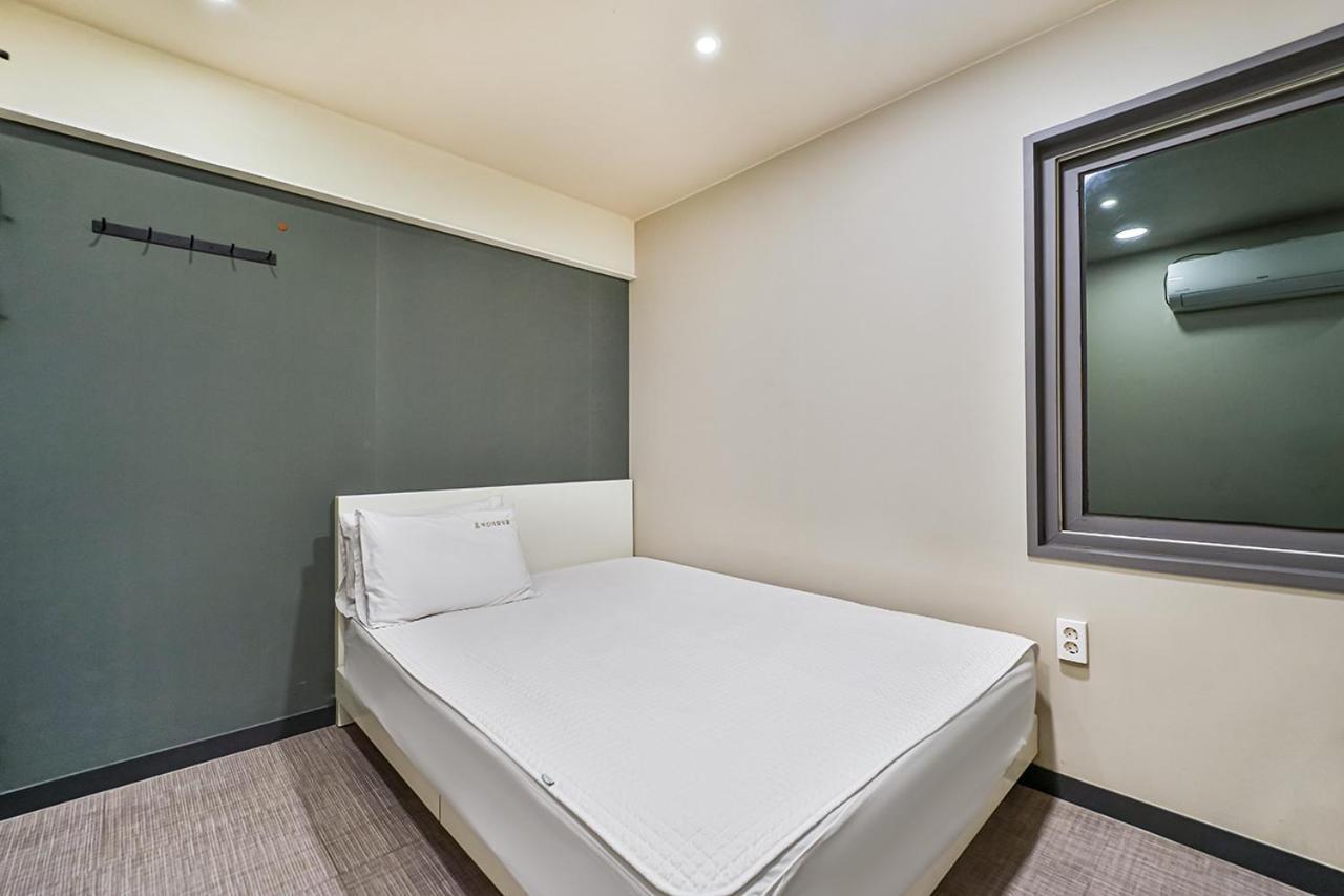 Top Motel Busan Extérieur photo
