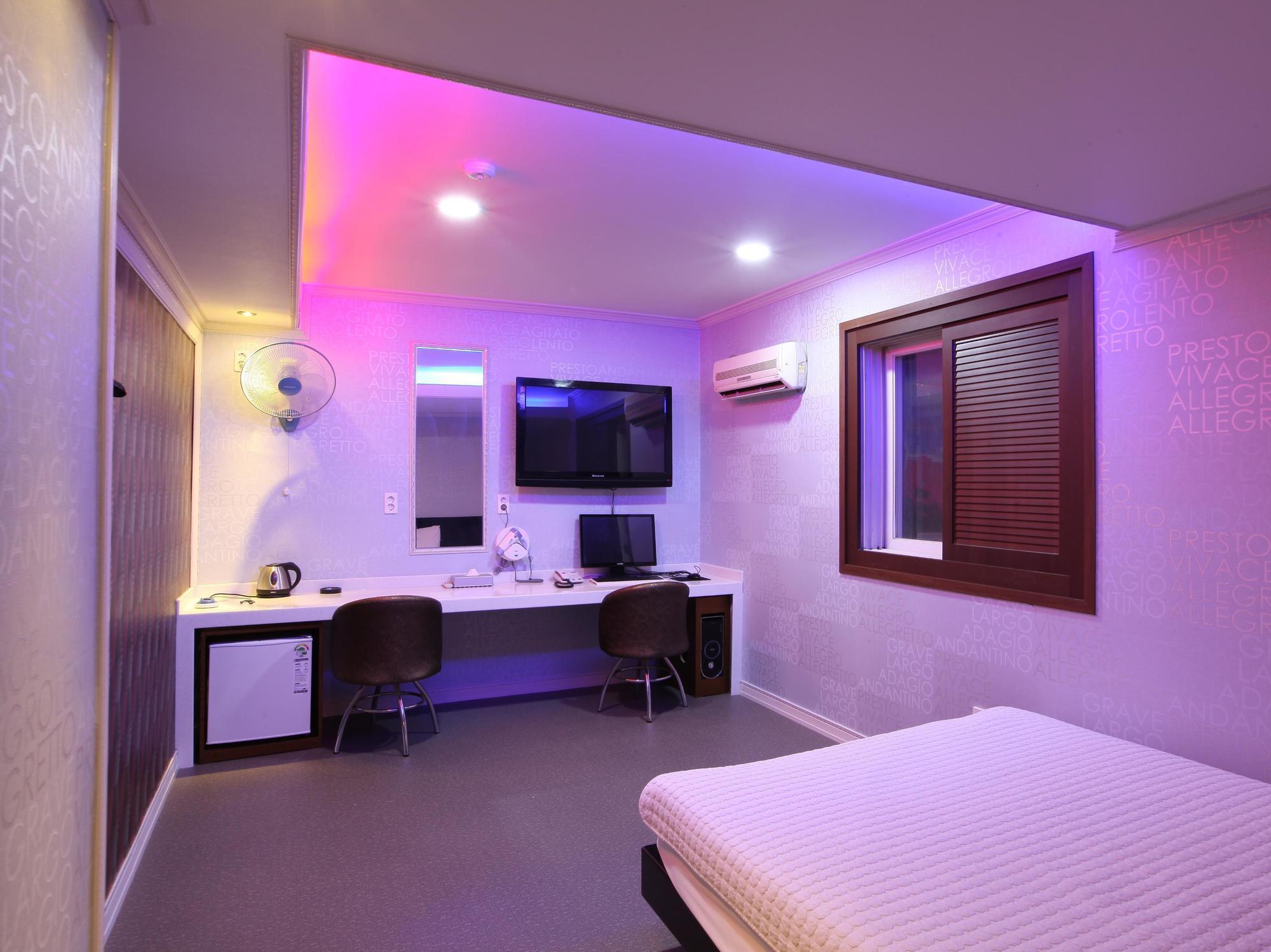 Top Motel Busan Extérieur photo
